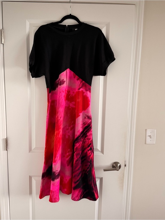 Dkny Dresses & Skirts - Dkny Black Top with Vibrant Pink-Red Printed Midi Skirt